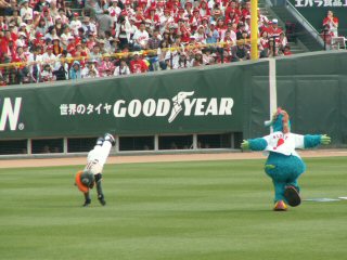競演