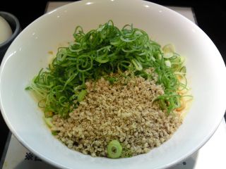 汁なし坦々麺